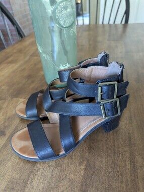 Rampage Classic Black Strappy Block Heel Sandals Sz 7